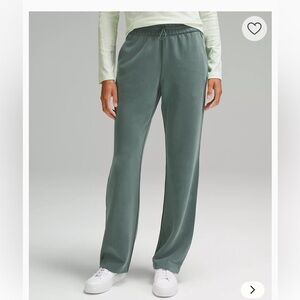 Lululemon softened high rise pants size 10 EUC